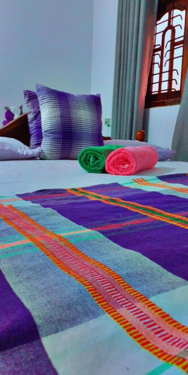 Hotel Mirissa Niraj Guest Habitación foto